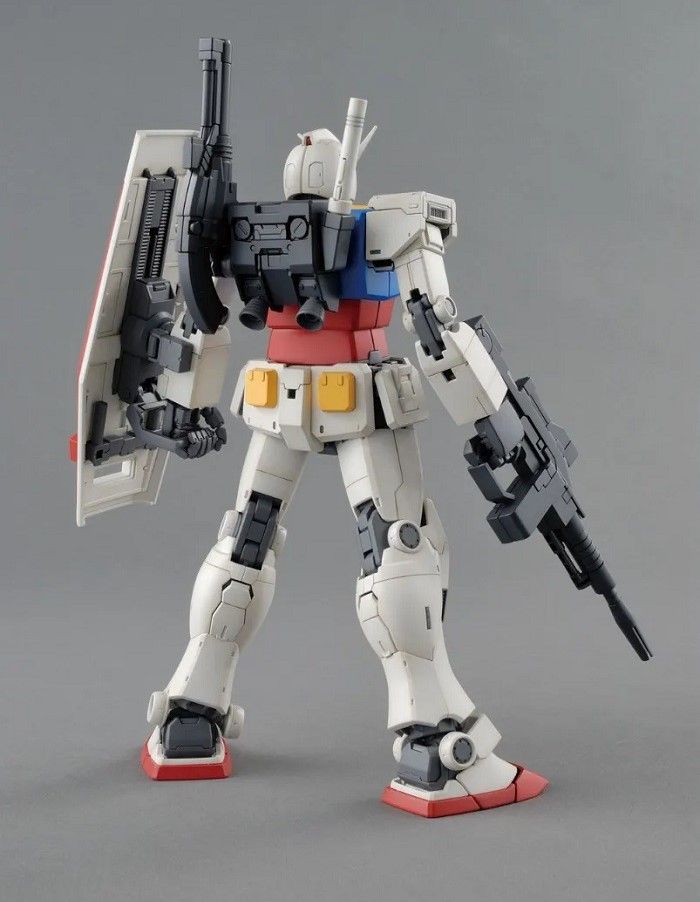 Bandai MG 1/100 RX-78-02 Gundam The Origin - image 2