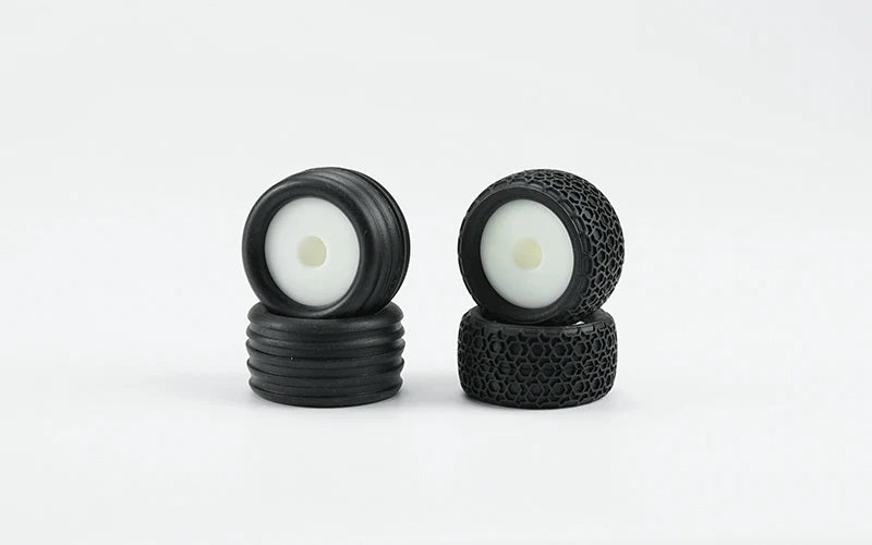 Carisma GT24ST Tire Set Mounted (45 Shore) 16611