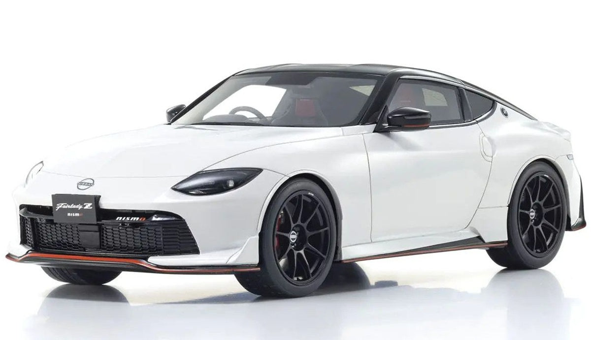 Kyosho 1/18 Nissan Fairlady Z NISMO White Resin Model