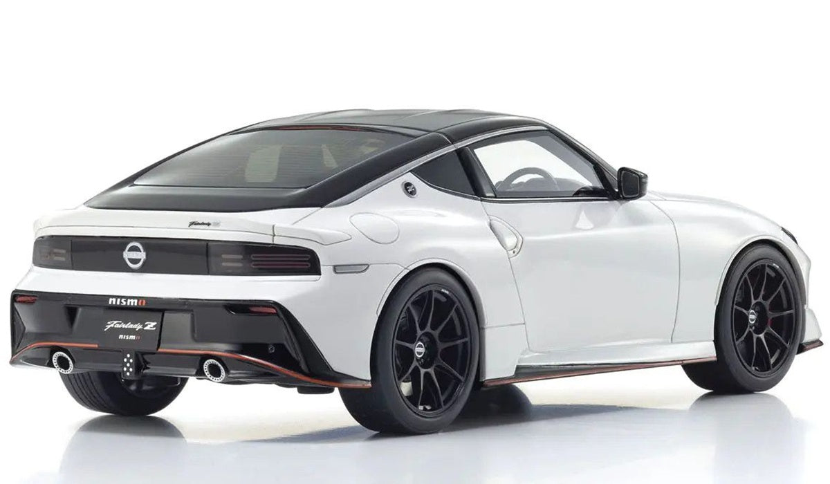 Kyosho 1/18 Nissan Fairlady Z NISMO White Resin Model