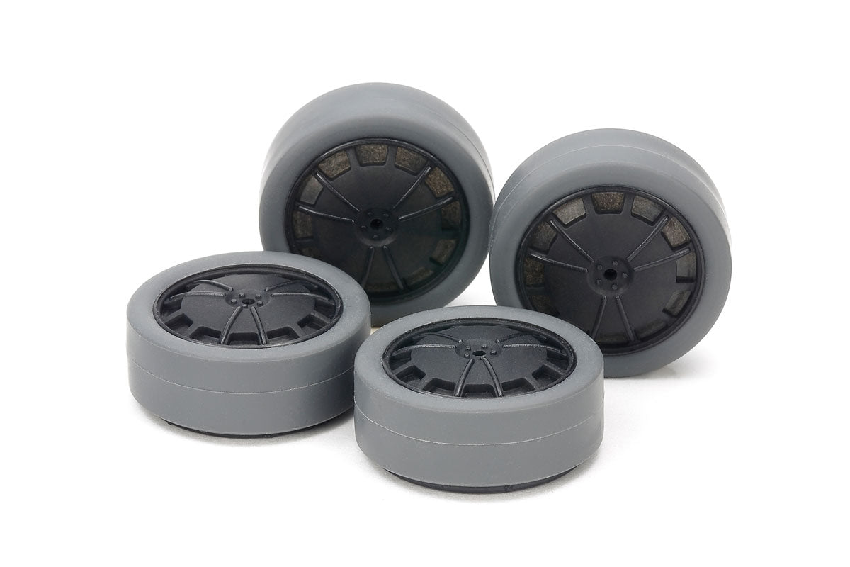 Tamiya JR 26mm Tires/Carbon Wheels, Hard/Small Diameter/Low 15545