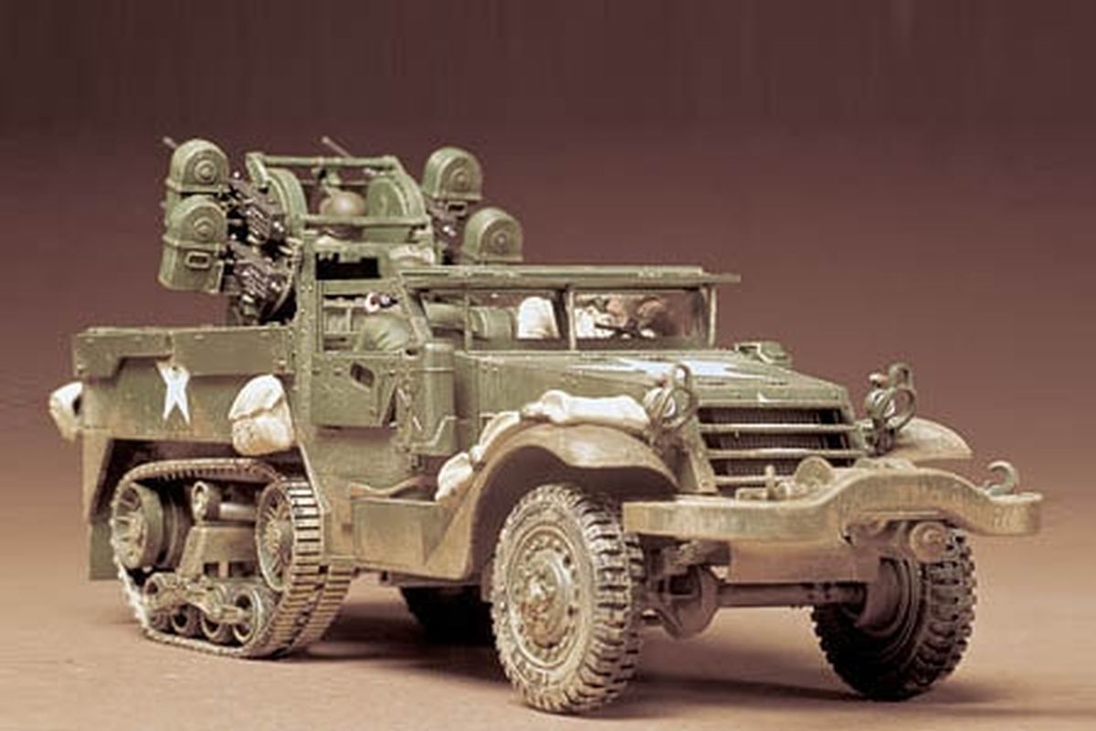 Tamiya 1/35 U.S. Multiple Gun Motor Carriage M16 Halt Track Kit