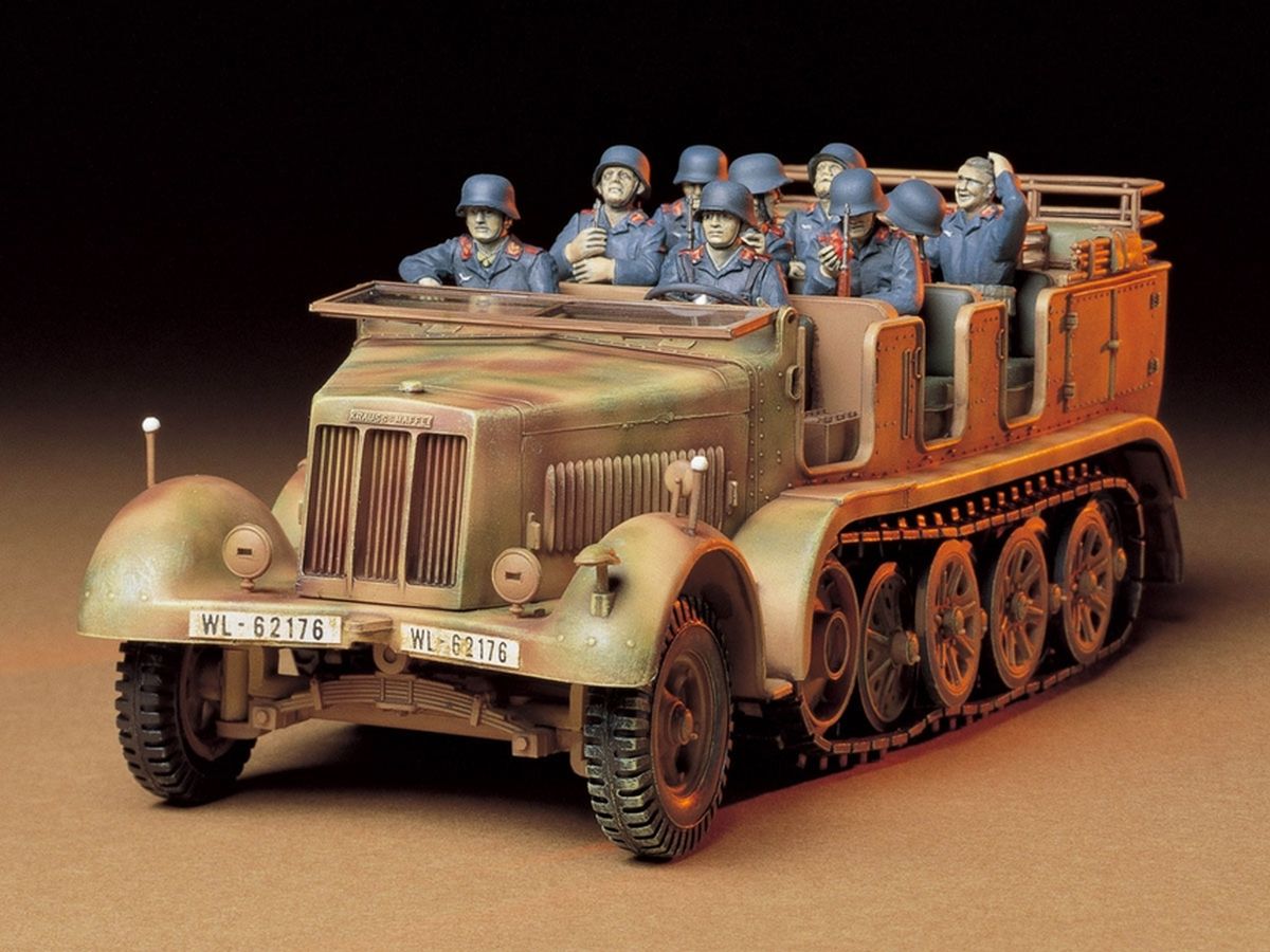 Tamiya 1/35 German Sd.Kfz.7 Half-Track