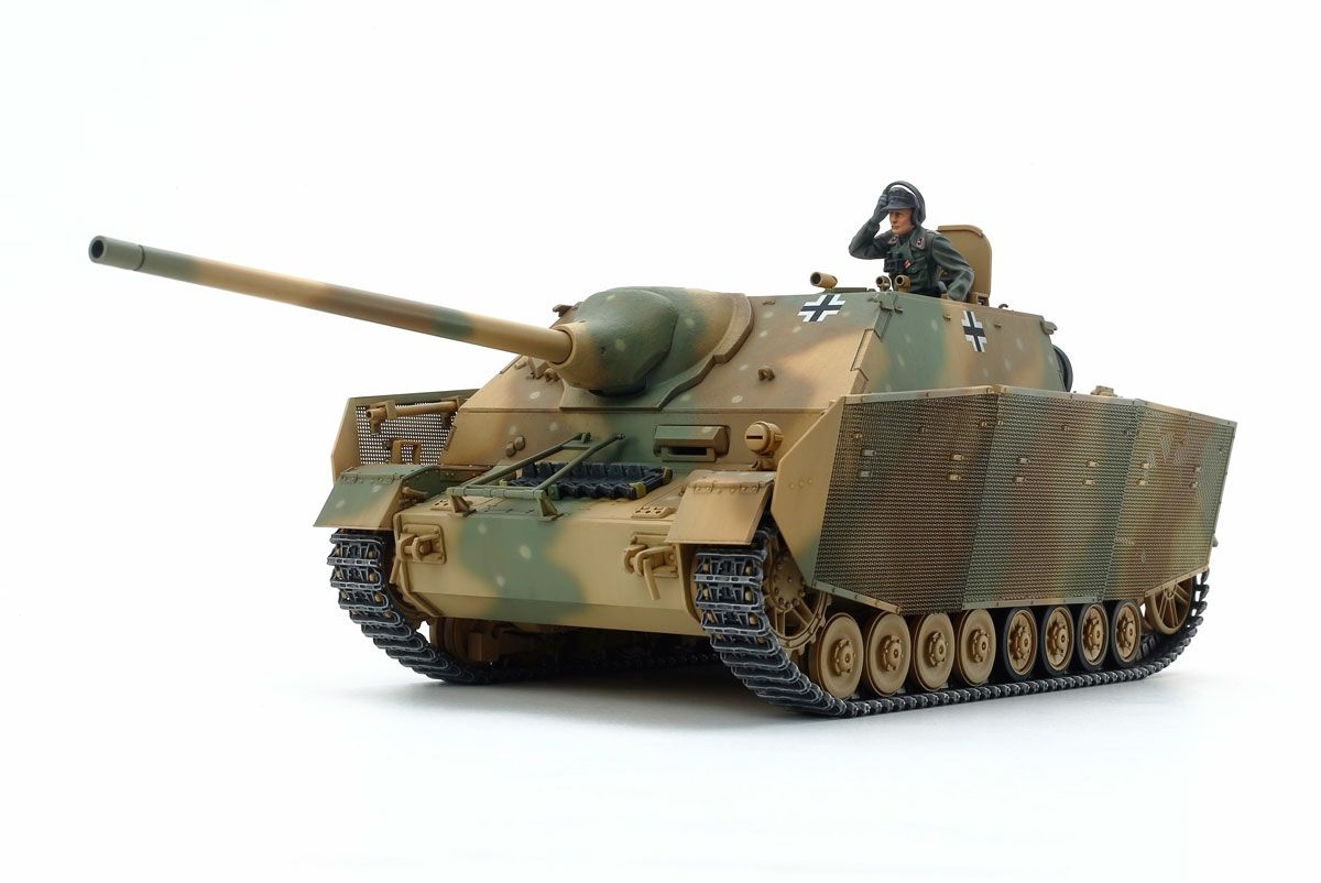 Tamiya 1/35 German Panzer IV/70(A) Tank Destroyer WWII Plastic Model Kit