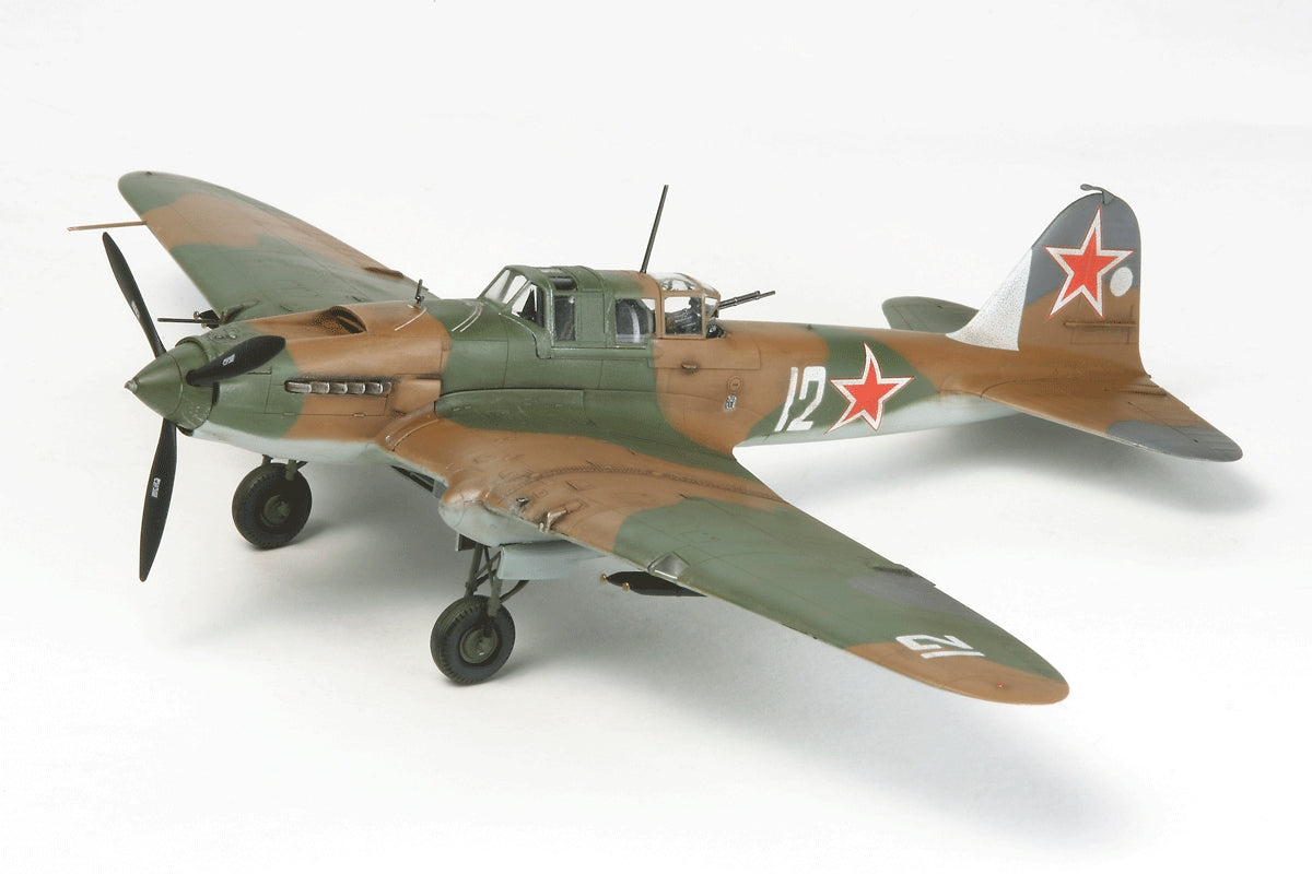Tamiya 1/72 Ilyushin IL-2 Shturmovik Soviet WWII Ground Attack Aircraft Plastic Model Kit
