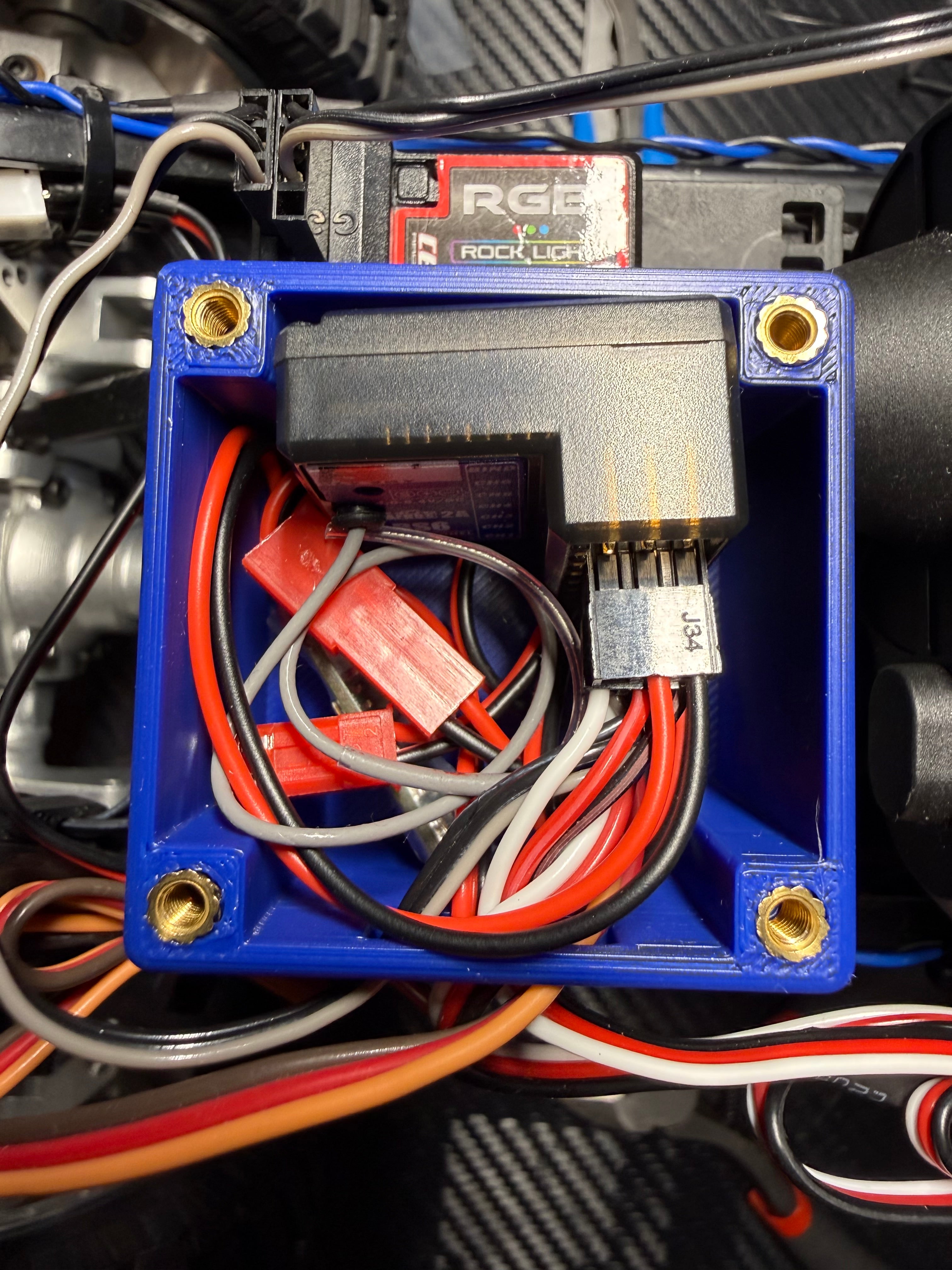 RC Hop Up Parts Large RC Receiver Box Blue, Threaded M3 Inserts and Lid for CEN Racing F450, F250, Sicario