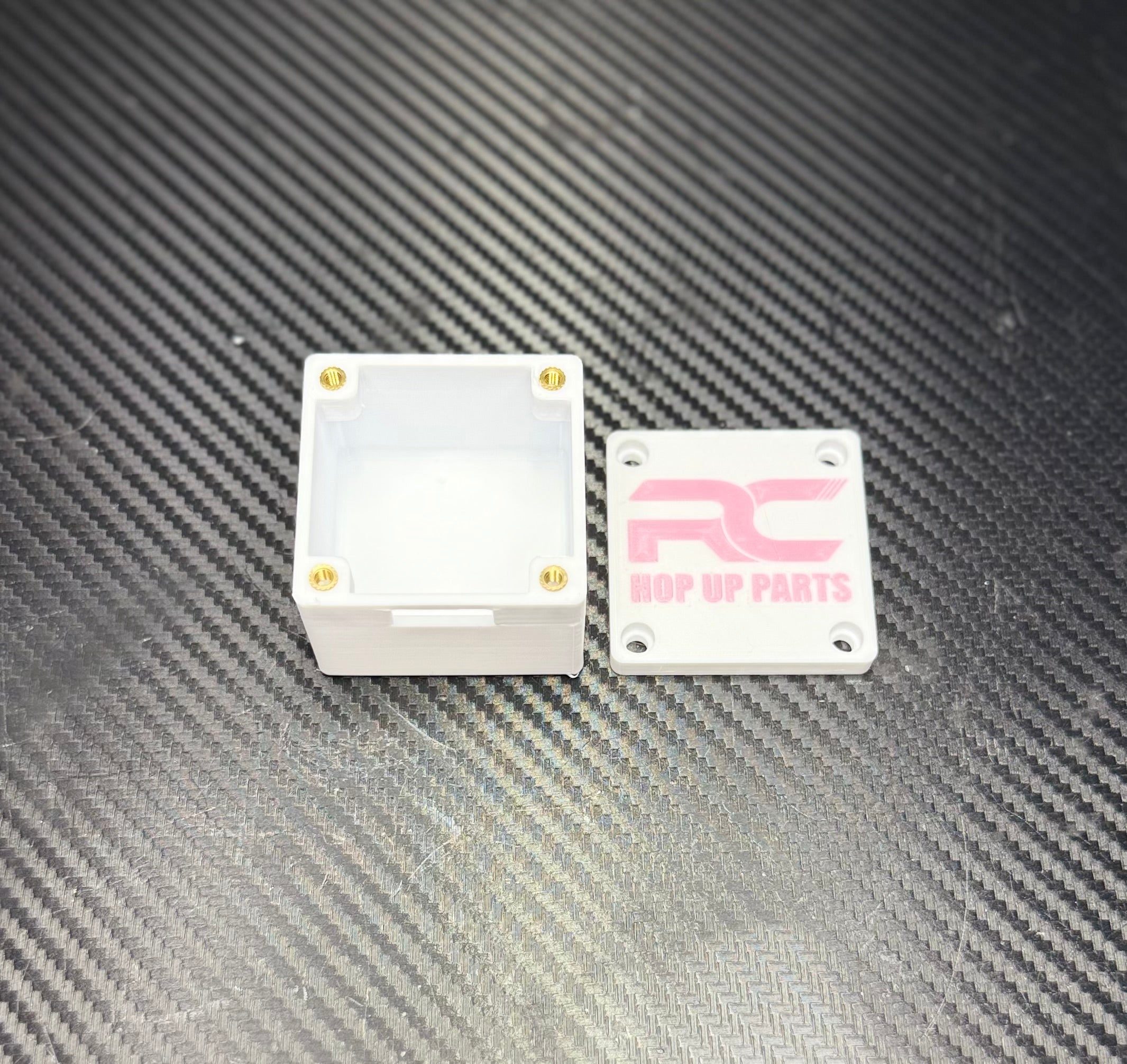 RC Hop Up Parts White and Pink  Large RC Receiver Box with Lid for RC Cars and Trucks