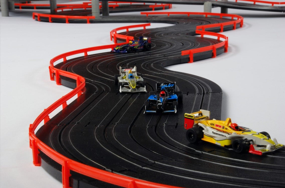 AFX Super International HO Formula Slot Car Track Set w/4 Formula Cars (Mega G+) 21018