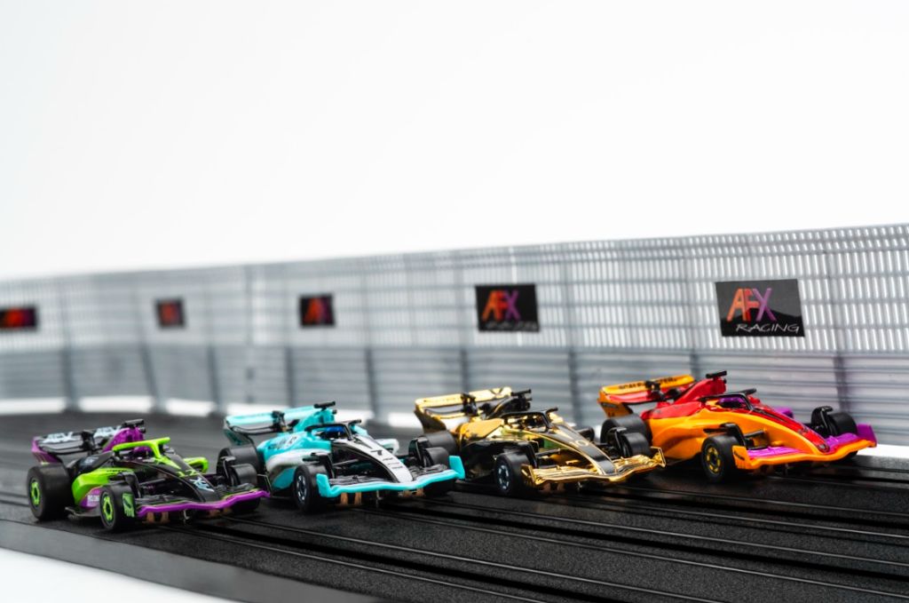 AFX Racing Super International 22157