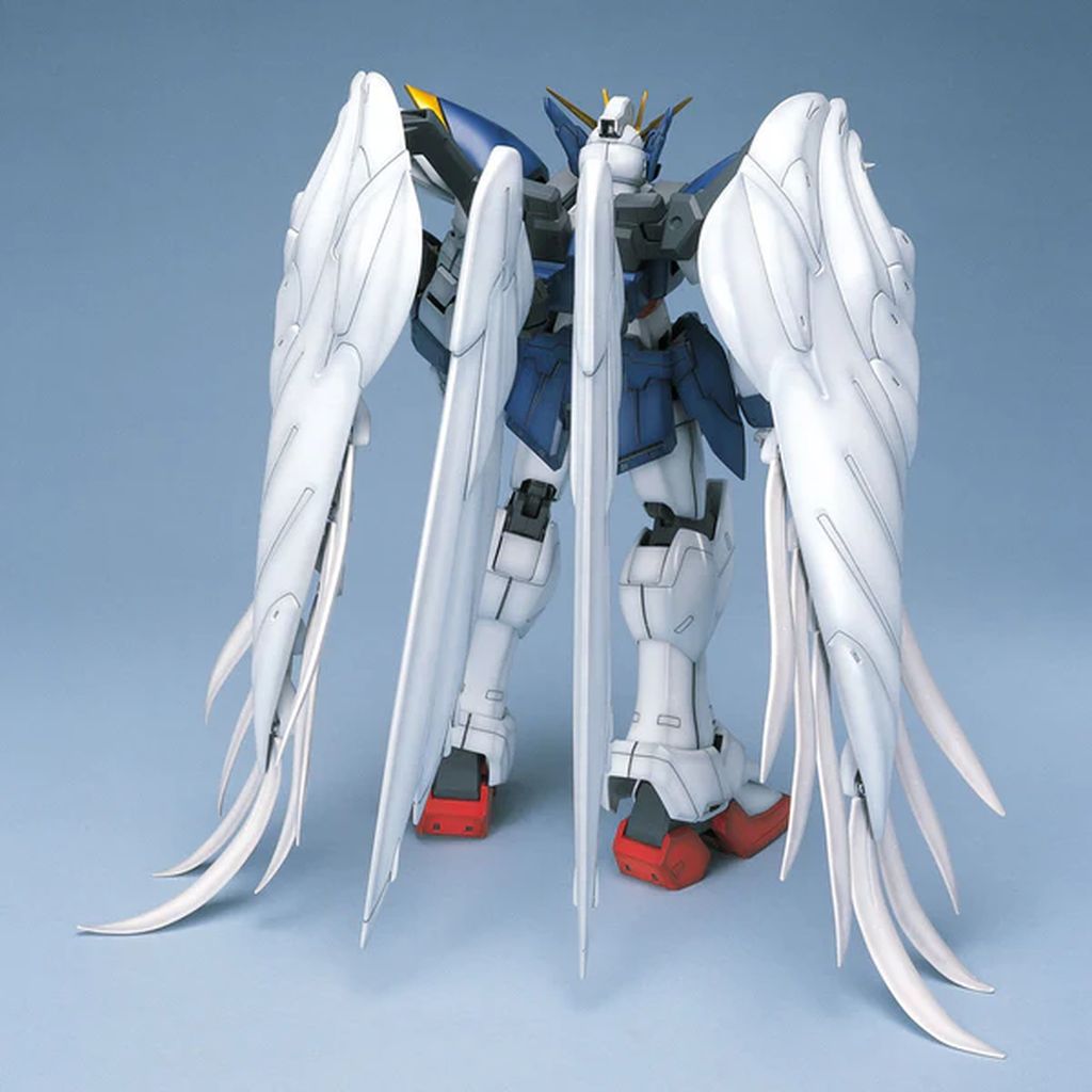 Bandai PG 1/60 XXXG-00W0 Wing Gundam Zero Custom - image 2