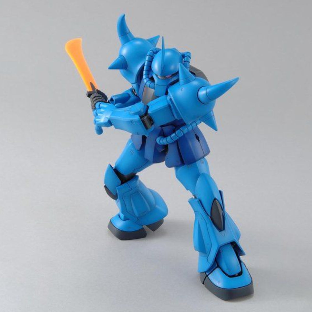 Bandai MG 1/100 MS-07B Gouf Ver. 2.0 - image 4