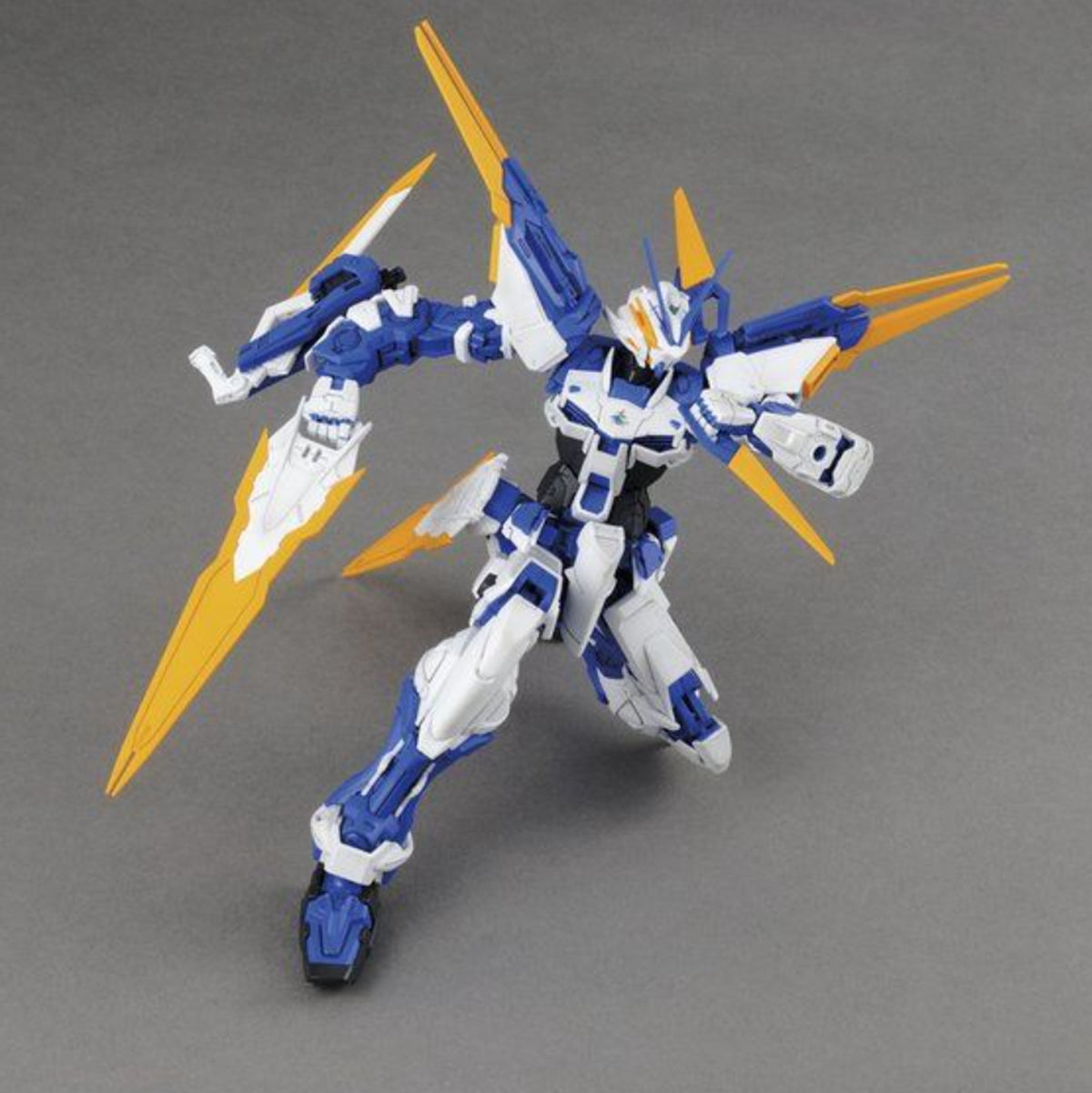 Bandai MG 1/100 MBF-P03D Gundam Astray Blue Frame D - image 4