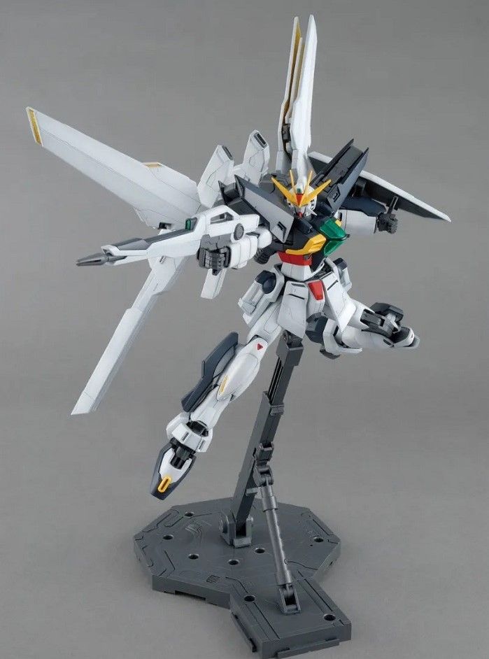 Bandai MG 1/100 GX-9901-DX Gundam Double X - image 4