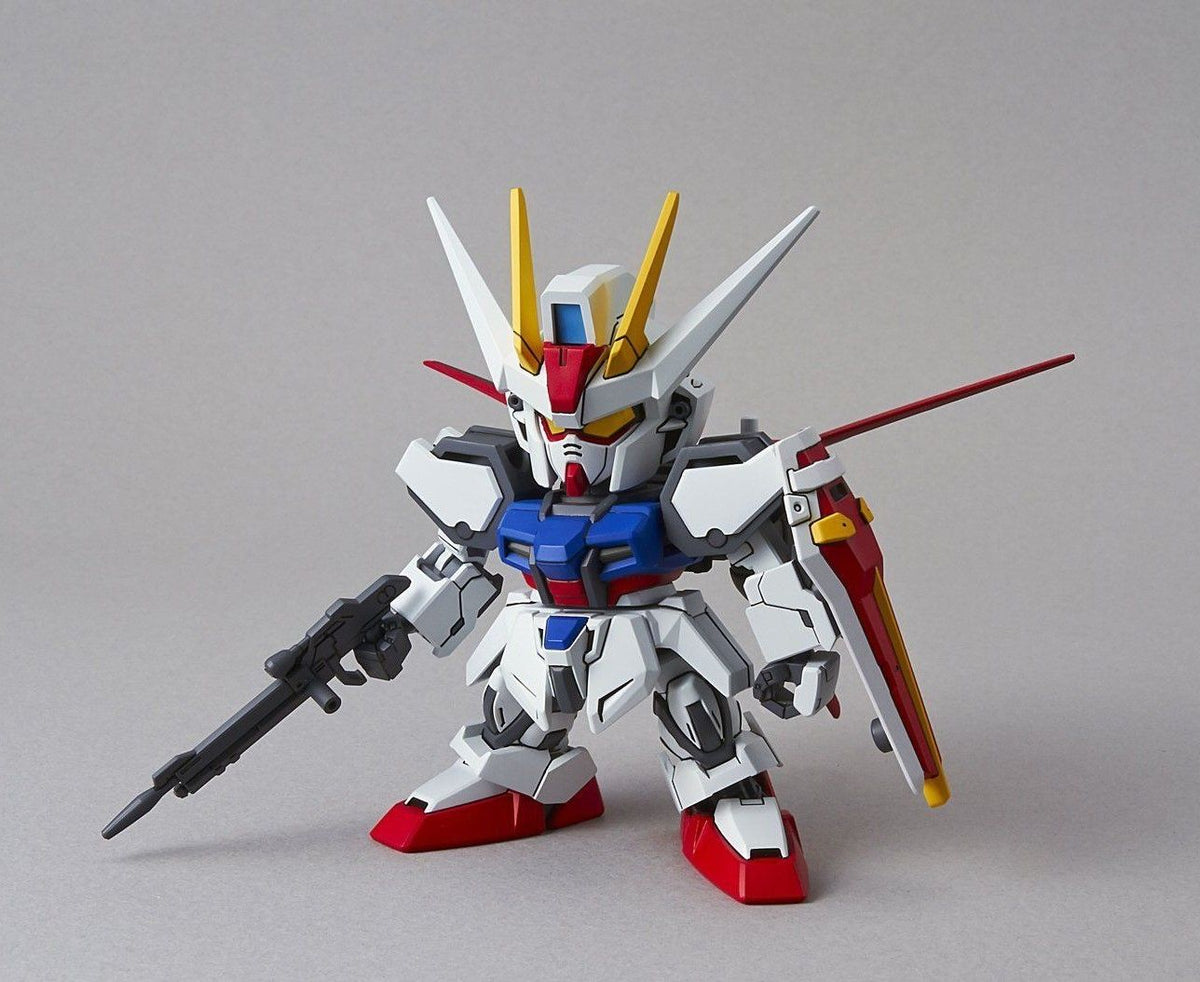Bandai SD Gundam EX-Standard #002 Aile Strike Gundam