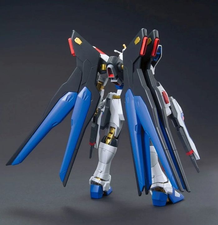 Bandai HGCE 1/144 ZGMF-X20A Strike Freedom Gundam #201 - image 2