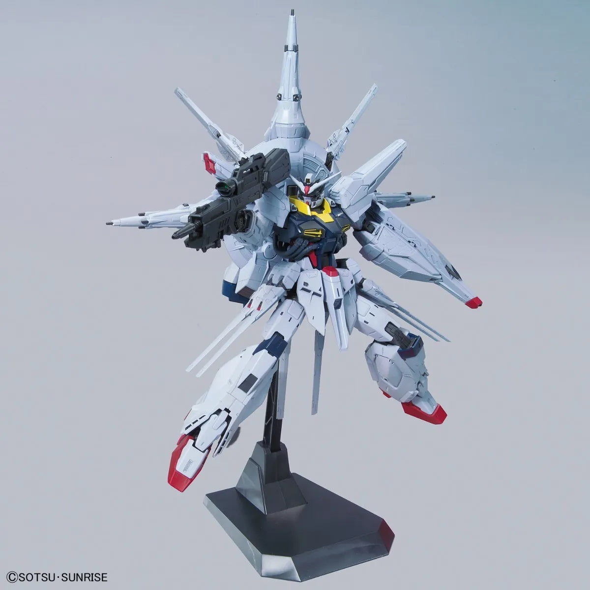 Bandai MG 1/100 ZGMF-X13A Providence Gundam - image 4