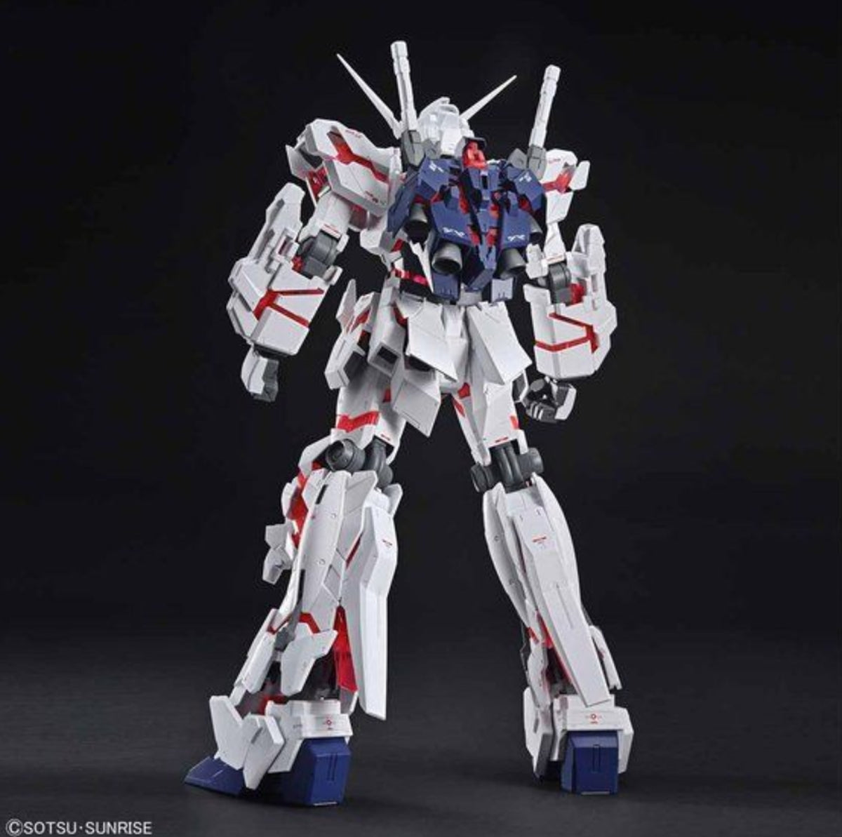 Bandai Mega Size Model 1/48 RX-0 Unicorn Gundam Destroy Mode - image 2