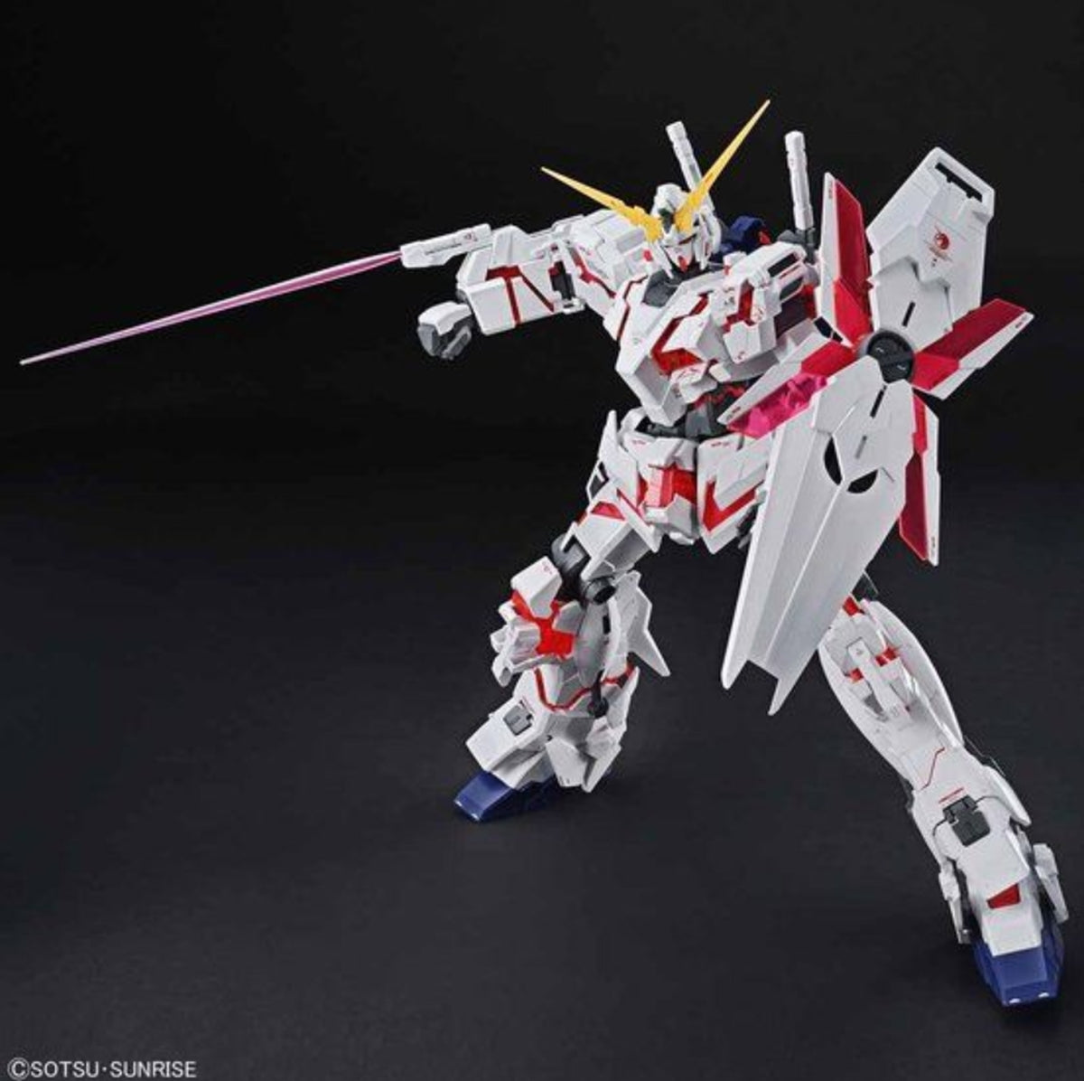 Bandai Mega Size Model 1/48 RX-0 Unicorn Gundam Destroy Mode - image 4