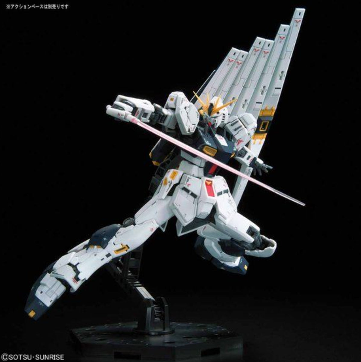 Bandai RG 1/144 RX-93 Nu Gundam - image 3