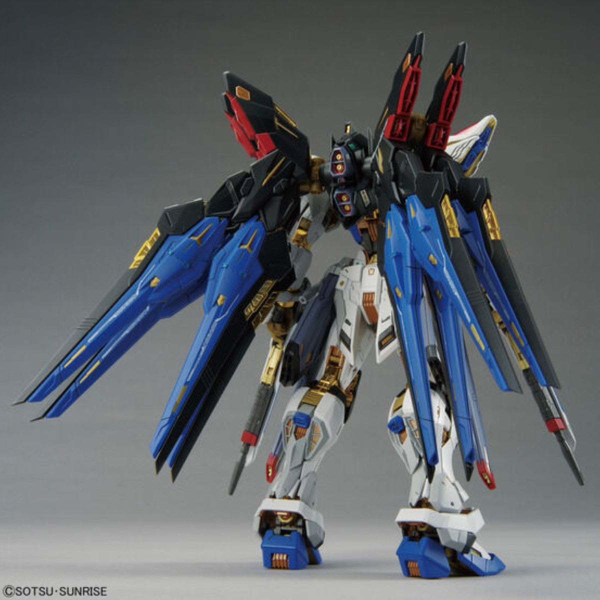 Bandai MGEX 1/100 ZGMF-X20A Strike Freedom Gundam - image 2