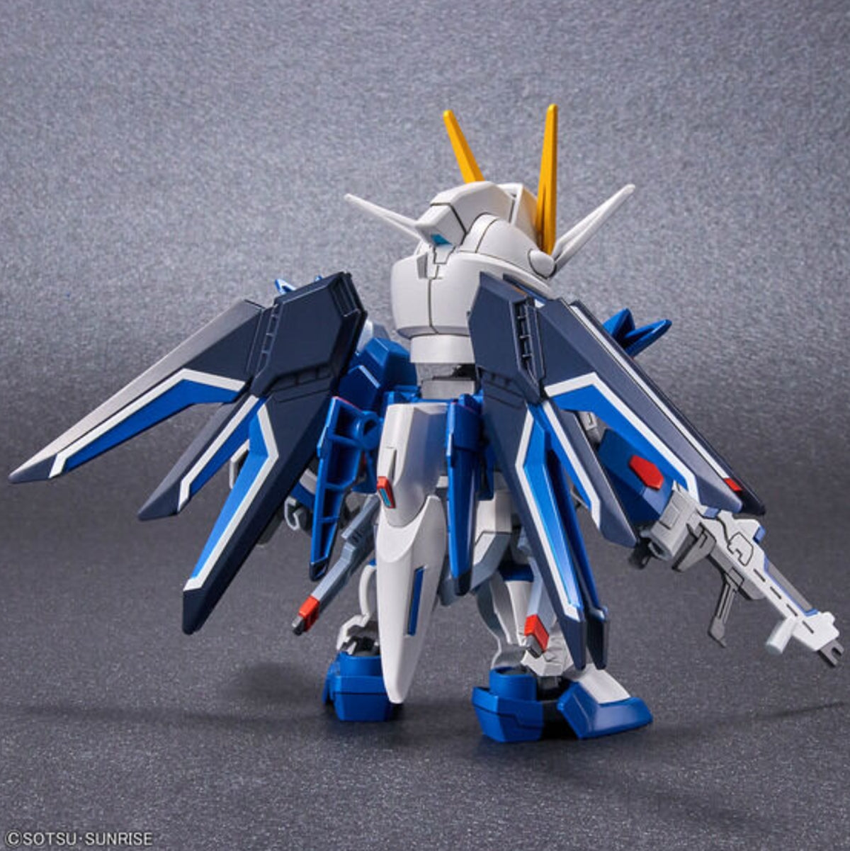 Bandai SD Gundam EX-Standard Rising Freedom Gundam - image 2