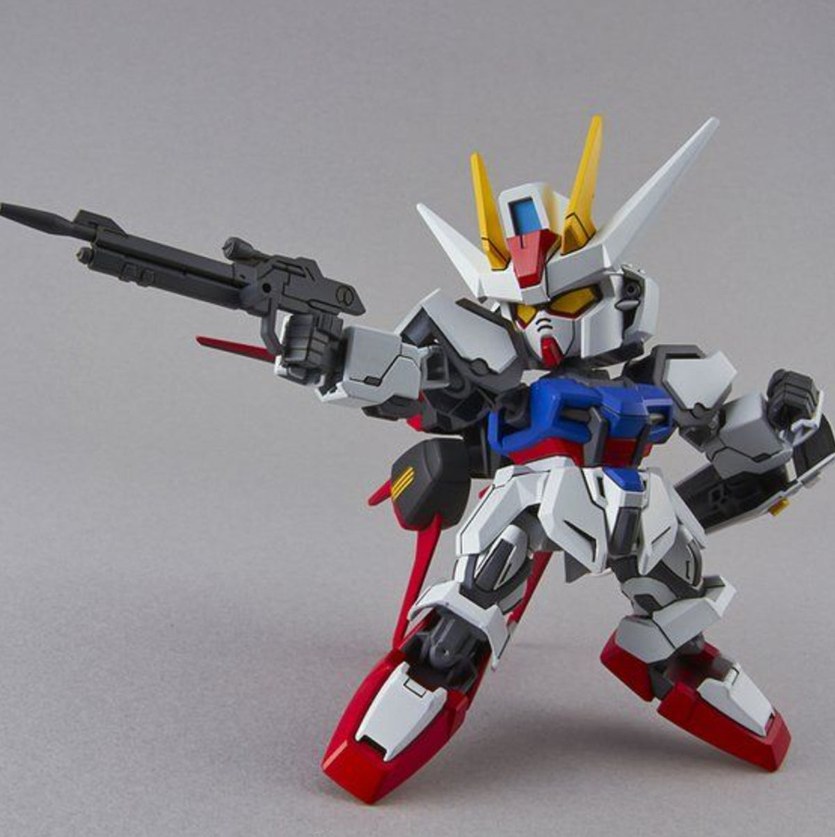 Bandai SD Gundam EX-Standard 002 Aile Strike Gundam - image 2