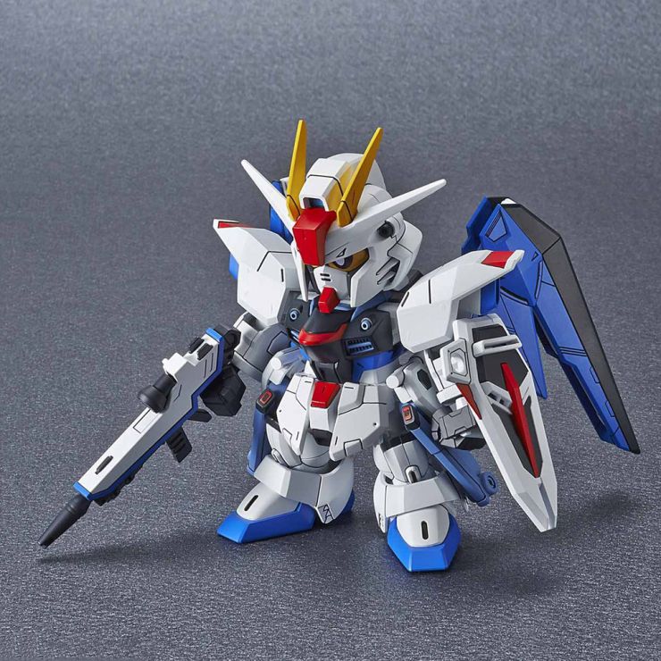 Bandai SD Gundam Cross Silhouette #08 Freedom Gundam