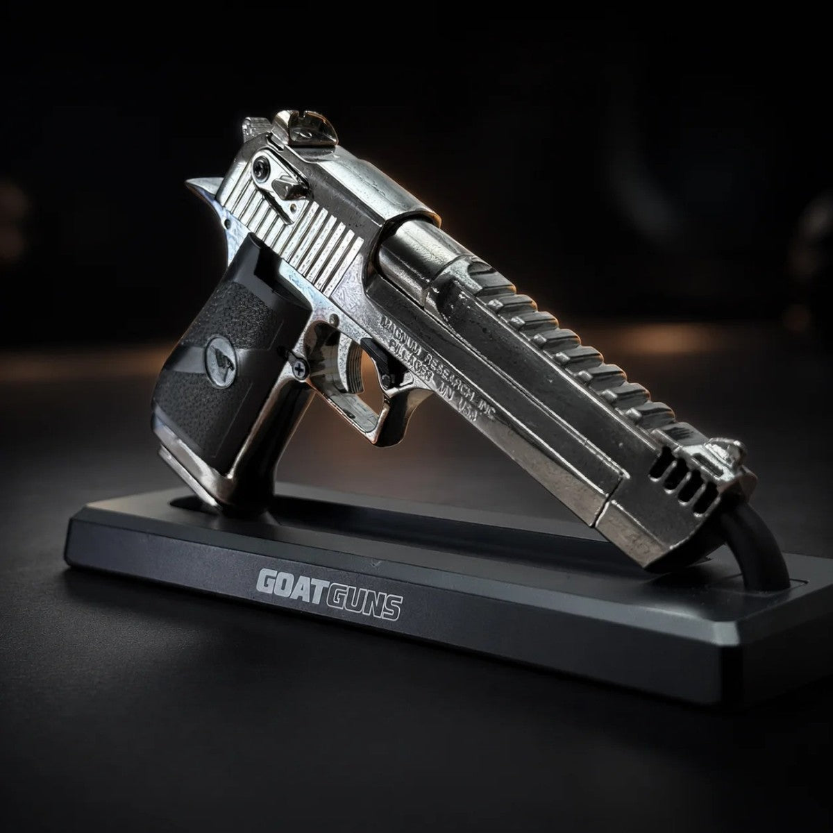GoatGuns Desert Eagle 1:2.5 Scale Diecast Metal Model Kit – Anodized Chrome Silver with Stand