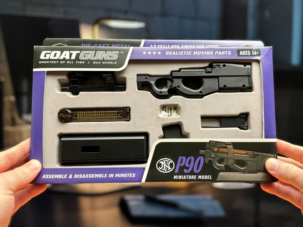 GoatGuns Miniature FN Herstal P90 1:3 Scale Model Black – Licensed Replica