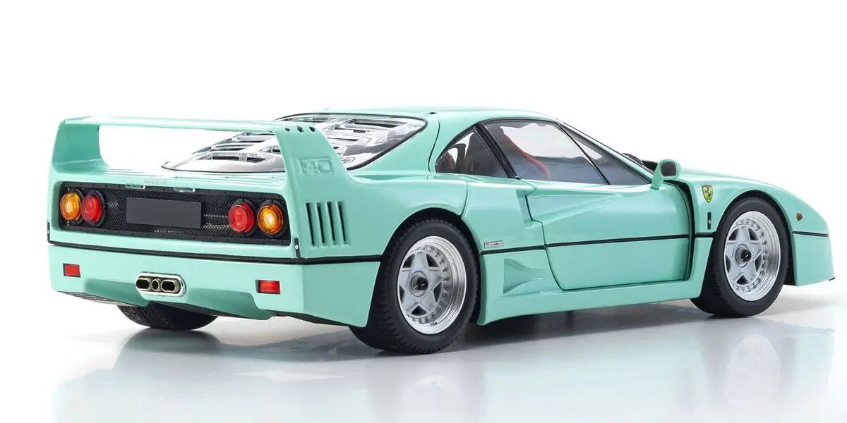 Kyosho 1/18 Ferrari F40 Diecast Model, Mint Green 08416MG