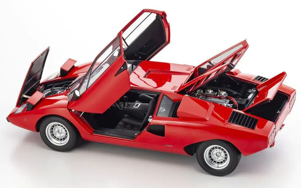 Kyosho 1/12 Lamborghini Countach LP400 Red Diecast Model