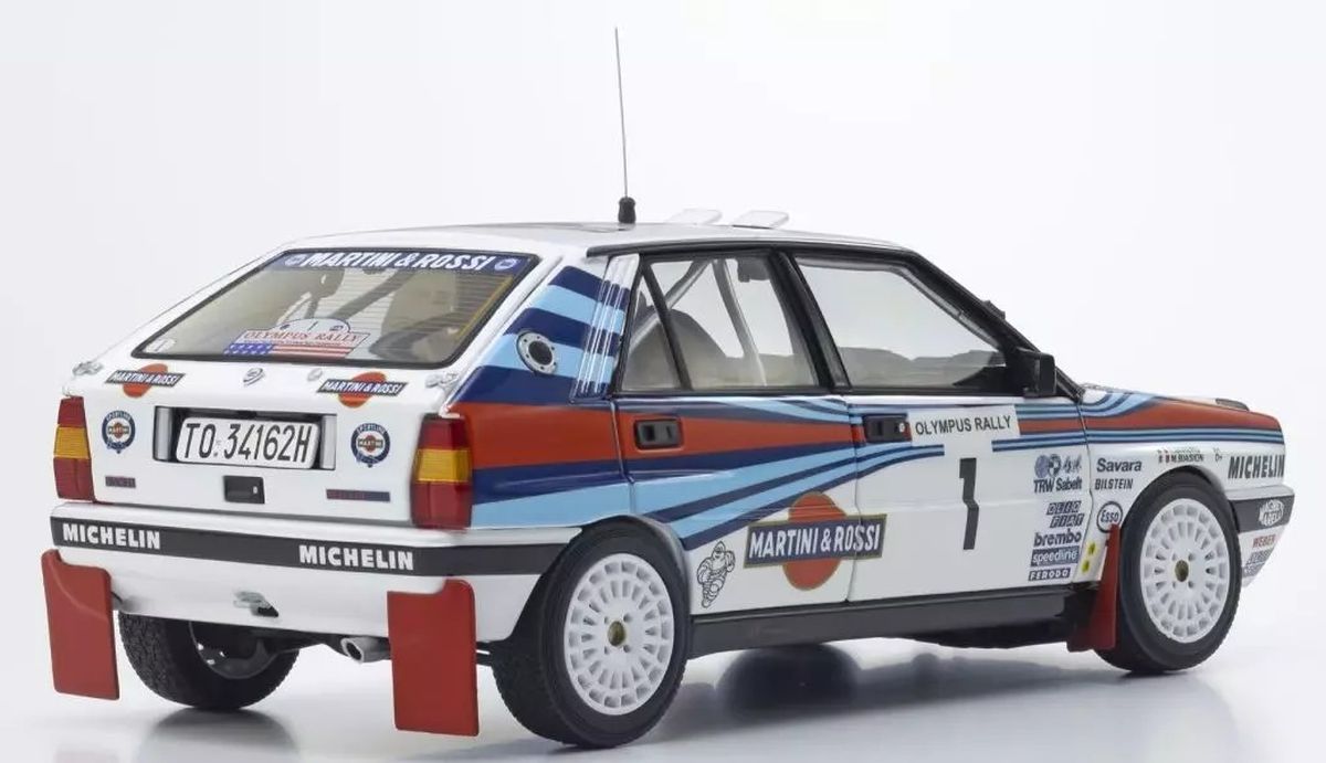 Kyosho 1/18 Lancia Delta HF Integrale 8V 1988 Olympus Rally Martini #1 Diecast Model Car