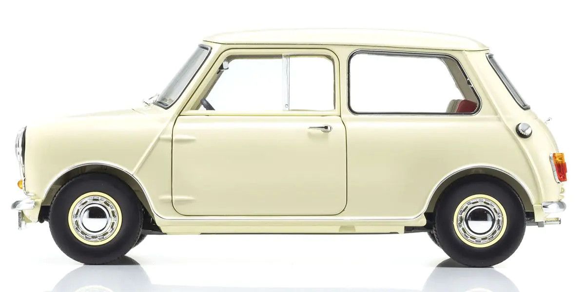 Kyosho 1/18 Scale Morris Mini Minor Old English White Model 08964W