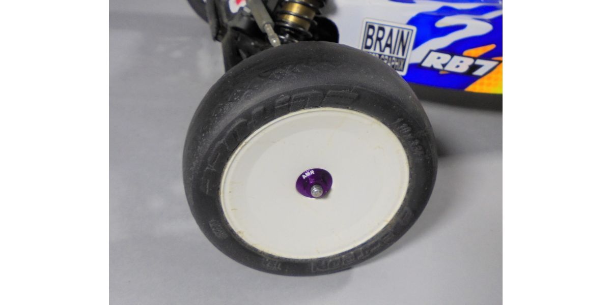 Kyosho M4 Aluminum Serrated Flange Nut, Purple AMR025P