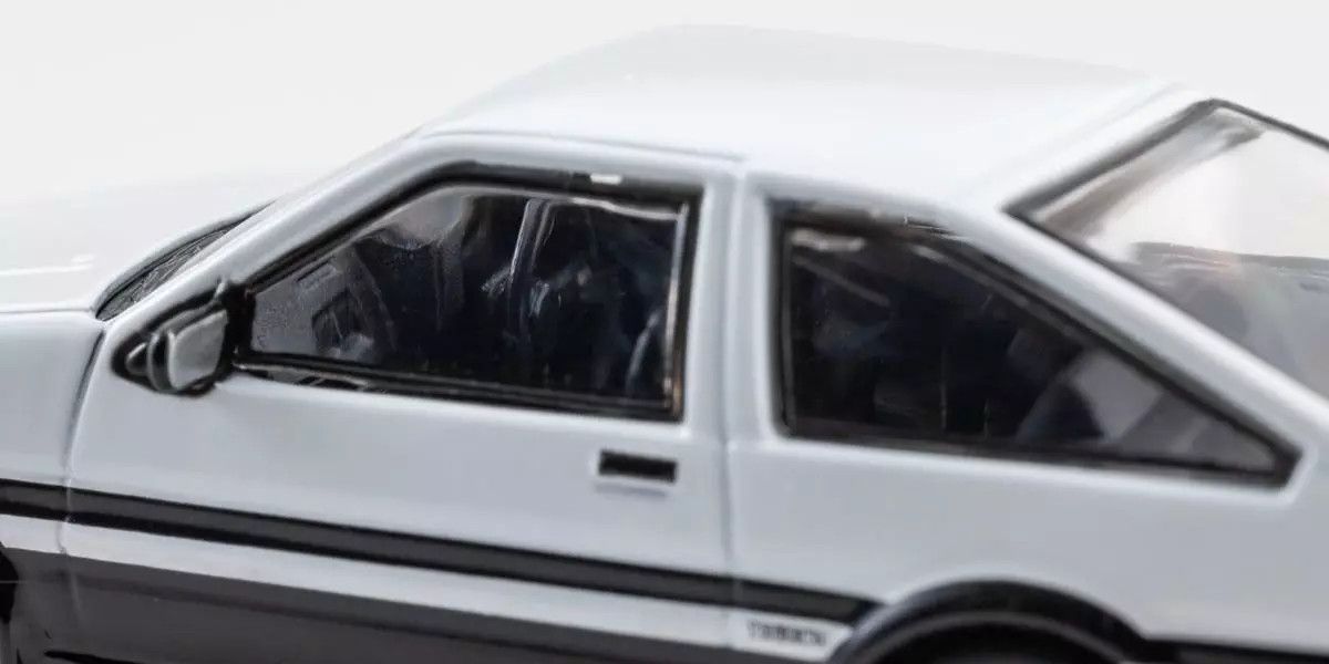 Kyosho 1/64 Initial D Toyota Sprinter Trueno AE86 Fujiwara Takumi Diecast Model