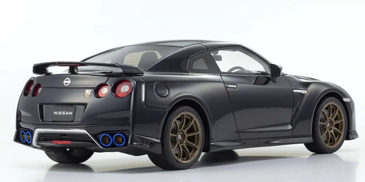 Kyosho Samurai 1/18 Nissan GT-R Premium Edition T-Spec KSR18057MP