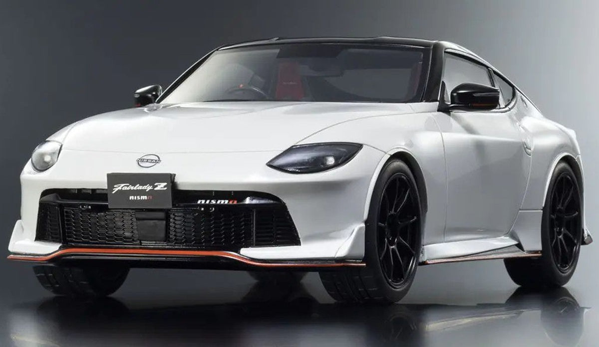 Kyosho 1/18 Nissan Fairlady Z NISMO White Resin Model