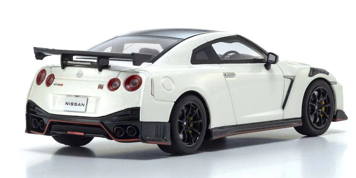 Kyosho 1/43 Scale Nissan GT-R NISMO 2022 (White) KSR43108W