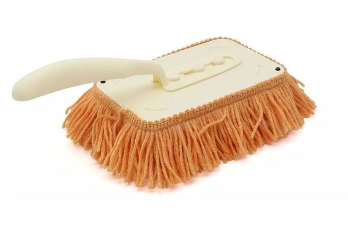 Kyosho IR Remote-Controlled Running Handy Mop Toy
