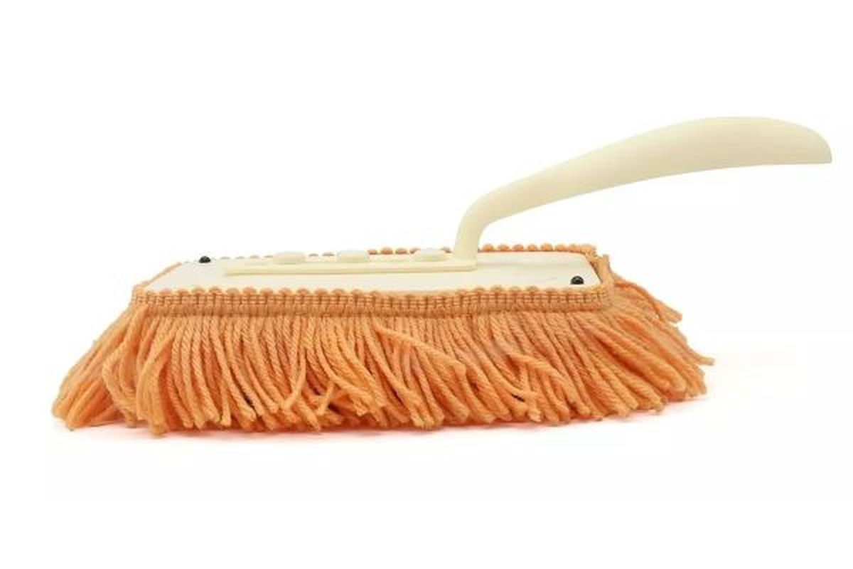 Kyosho IR Remote-Controlled Running Handy Mop Toy