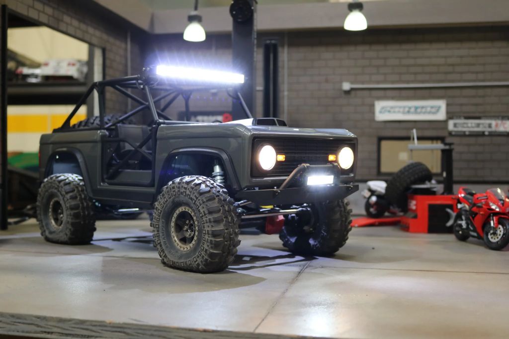 MyTrickRC Axial Early Bronco Light Kit – Complete Scale LED Lighting System with HB-2 Controller