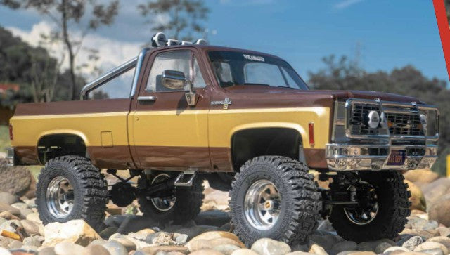 RC4WD Trail Finder 2 LWB RTR with Chevrolet K10 Scottsdale Body | Scal