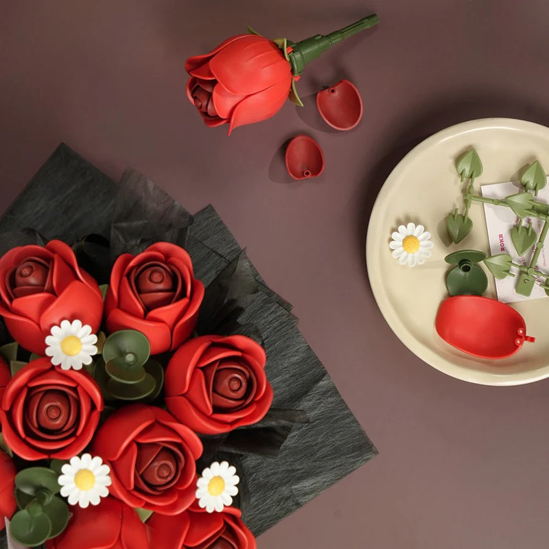 Rolife Floral Art Red Rose Bouquet - DIY Wooden Flower Display