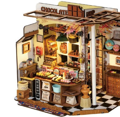 Robotime Henry's Chocolate, DIY Miniature House DG174