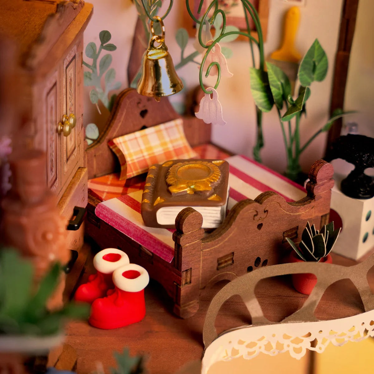 Rolife Fairytale Tree House DIY Miniature House - Enchanting Storybook Scene
