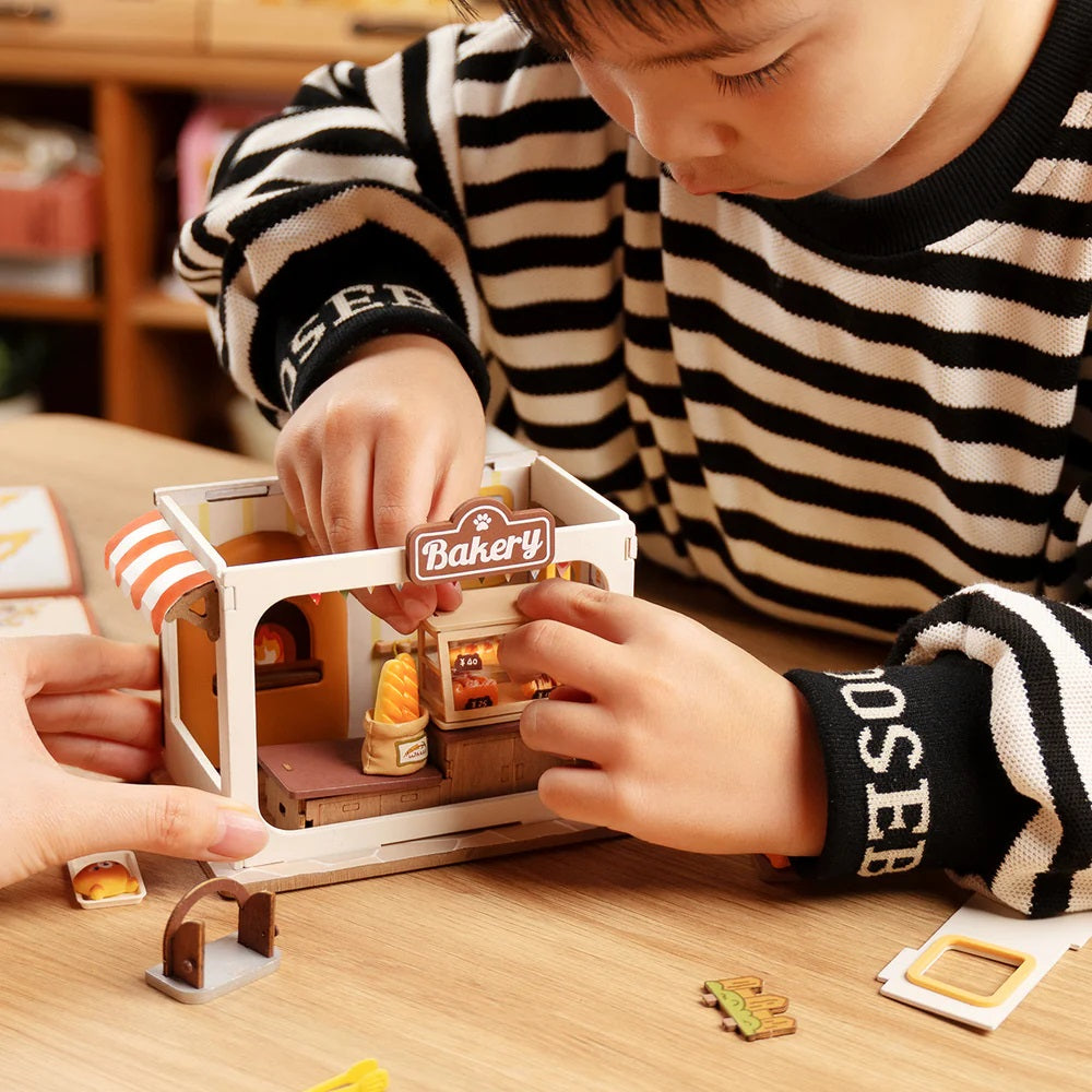 Robotime Teddy's Breadbox Shop DIY Miniature House Kit