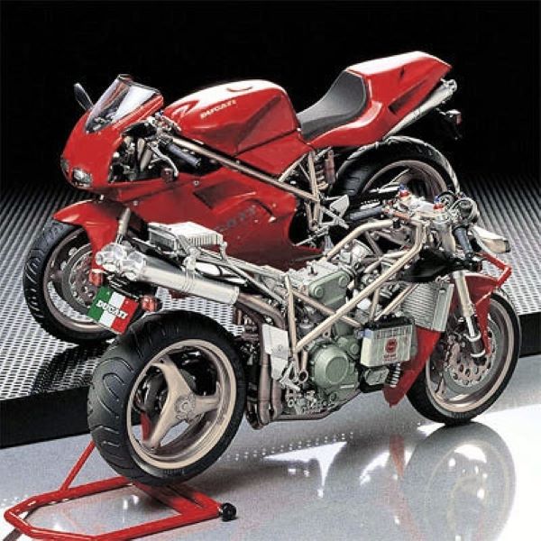 Tamiya 1/12 Ducati 916 Motorcycle Plastic Model Kit TAM14068