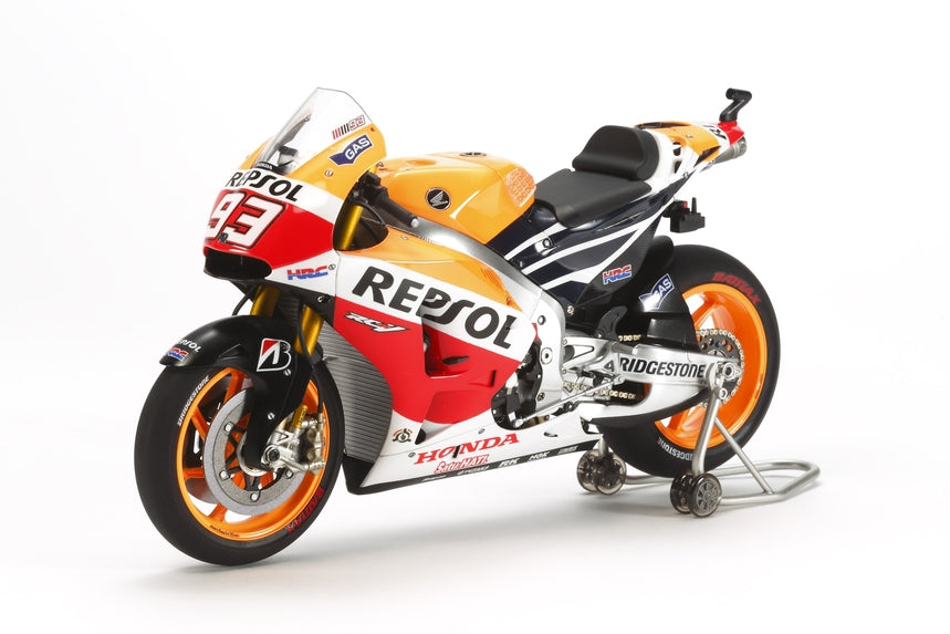 Tamiya 1/12 Repsol Honda RC213V '14 Motorcycle Plastic Model Kit