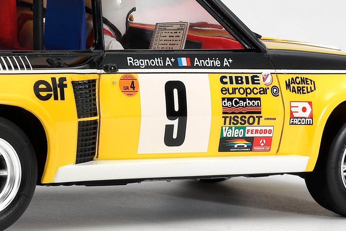 Tamiya 1/24 Renault 5 Turbo Group B Rally Car Plastic Model Kit