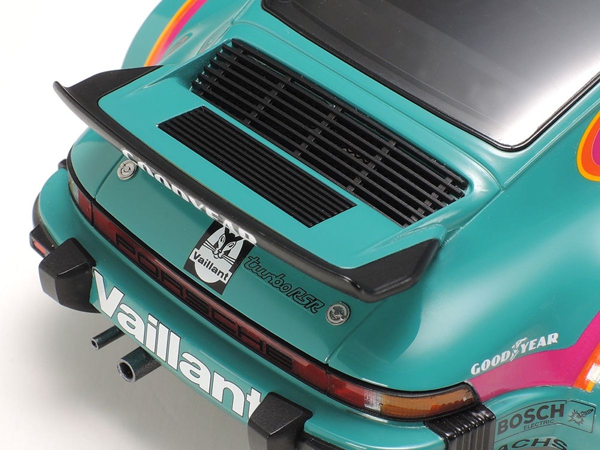 Tamiya 1/24 Porsche 934 Turbo RSR Vaillant 1976 Group 4 Racing Model Kit